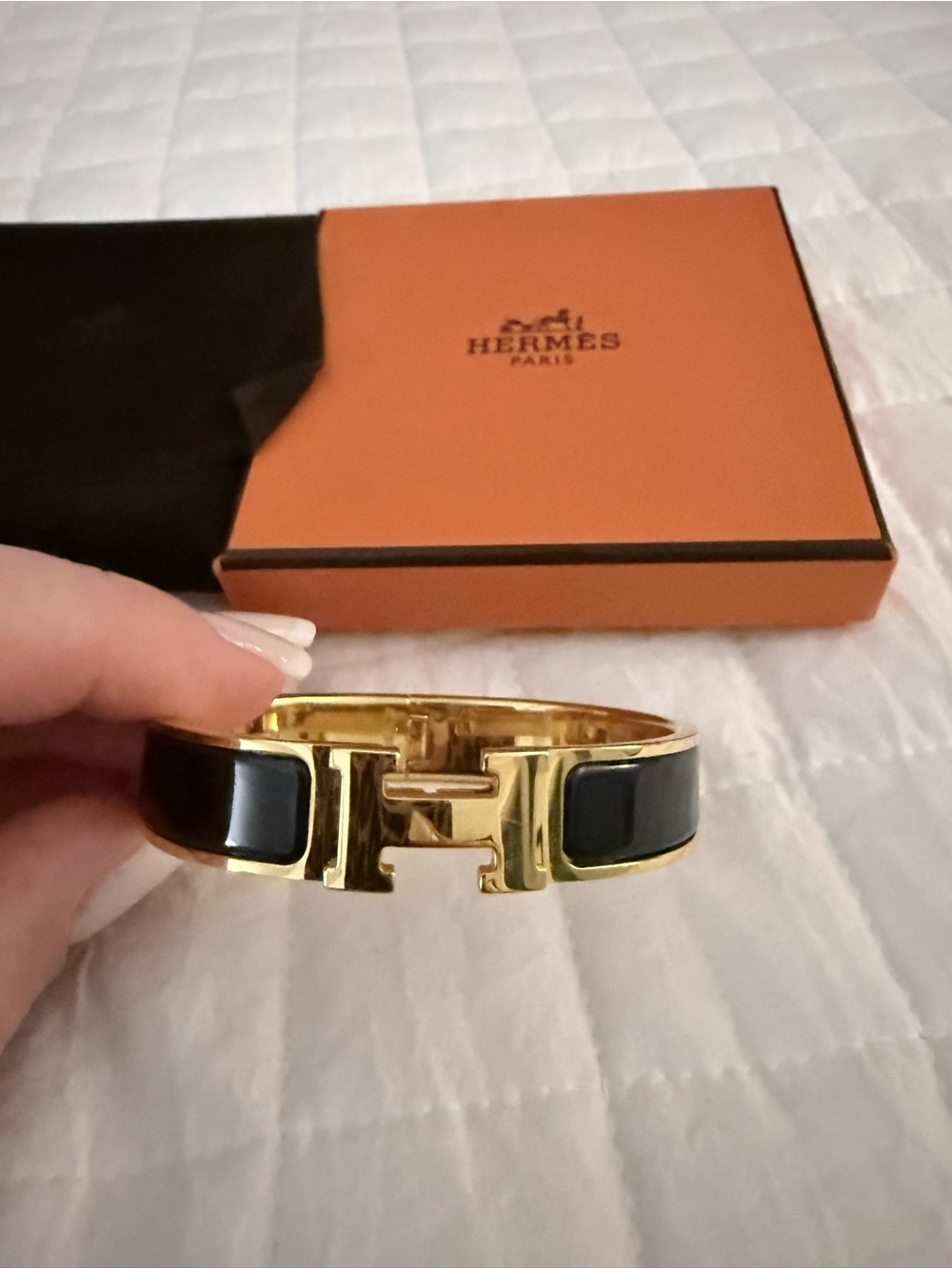 Hermes Black Enamel Clic H Bracelet with Gold Hardware - Picture 4 of 4